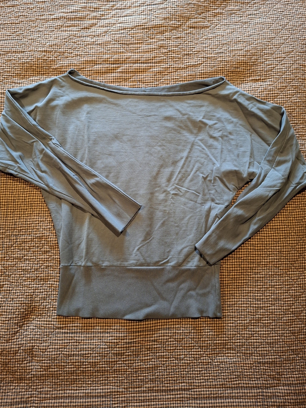 Old Navy Women's Boatneck Long Sleeve Top in Light Gray-Blue